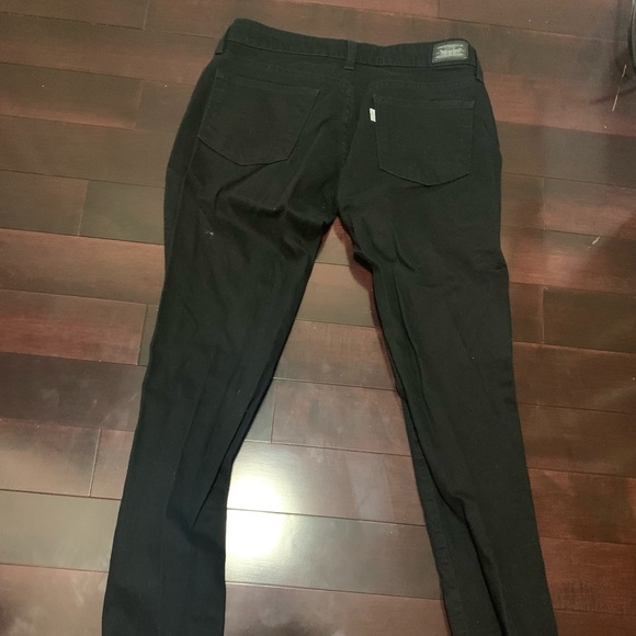 Levi’s Black Jeans - Picture 3 of 3